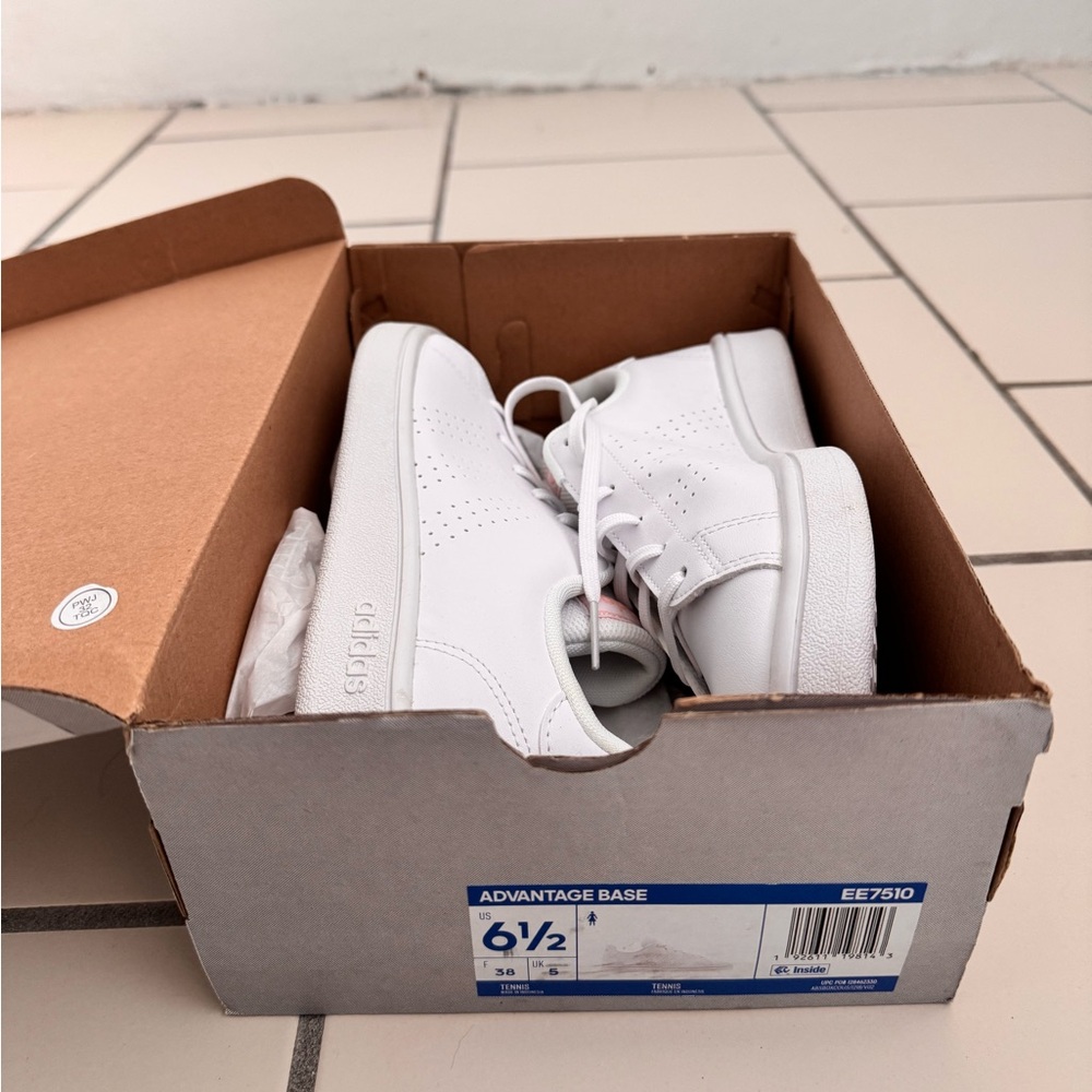 Adidas 6.5 Women Advantage Base White sneaker